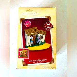 Hallmark over the rainbow the wizard of oz ornament music magic and light barbie